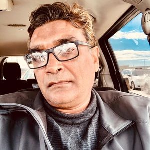 Meet your Posher, Abid